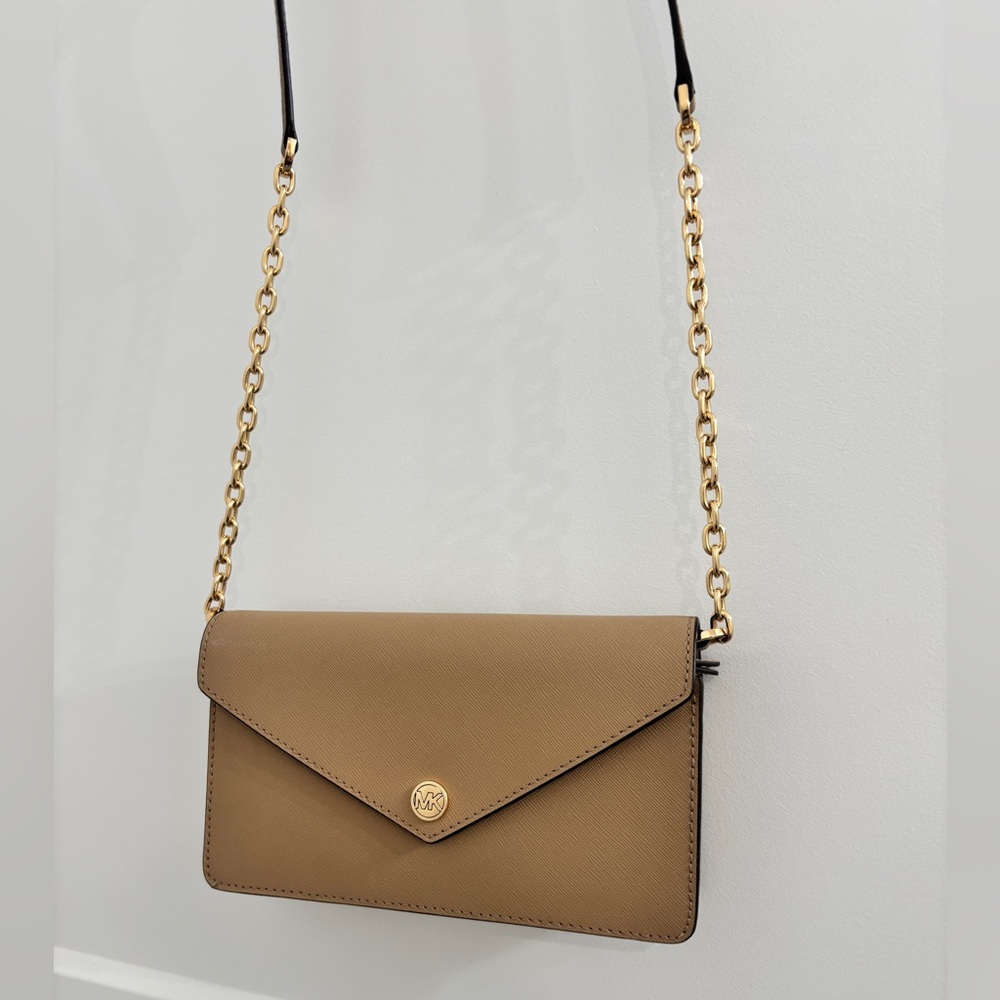 NWOT Michael Kors Jet Set Envelope Bag